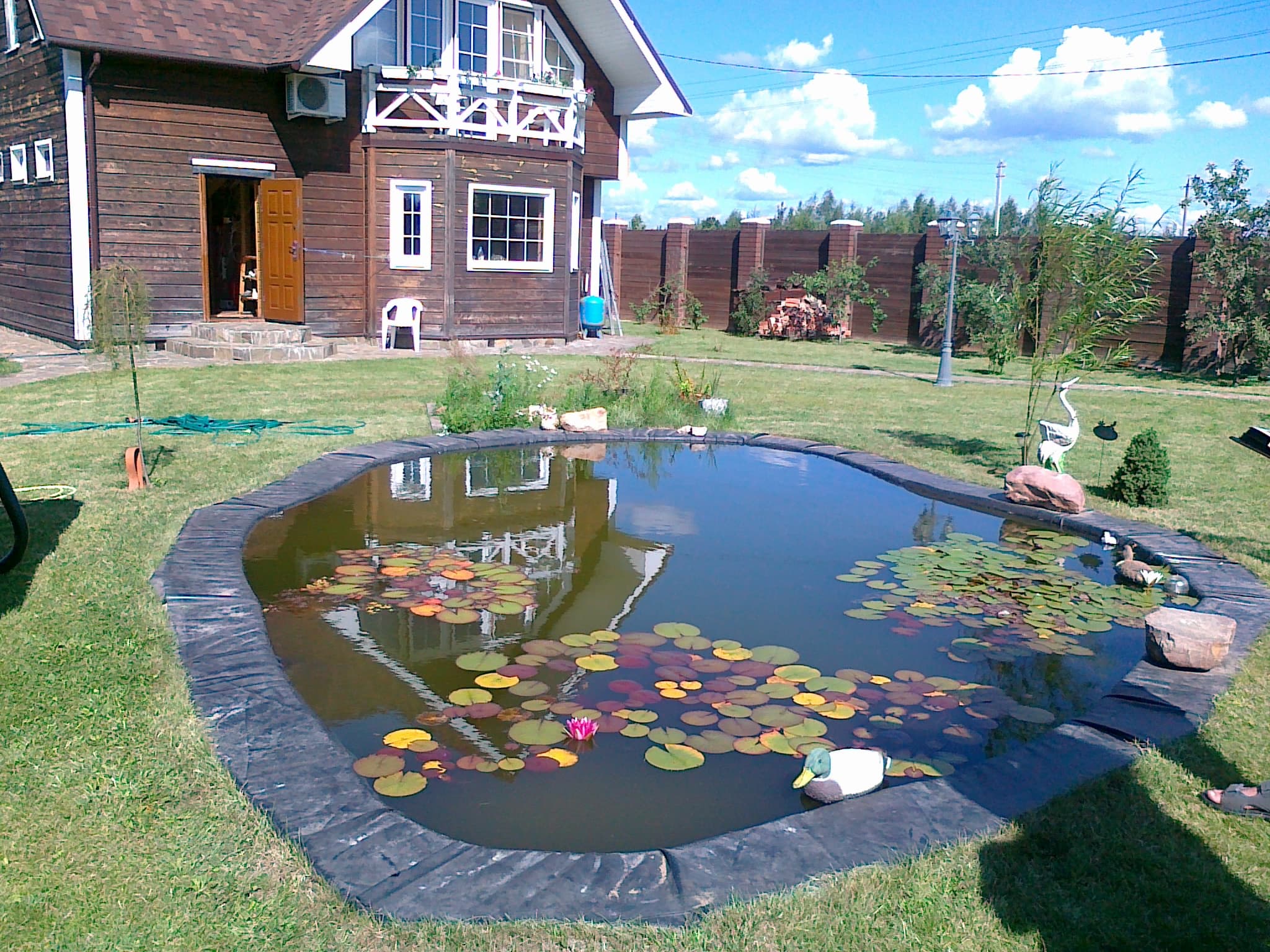 Декоративный водоём и водопад